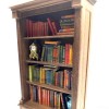 Книжный шкаф с книгами, миниатюра 1:12