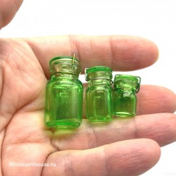 Набор баночек, зеленое стекло, кукольная миниатюра 1:12