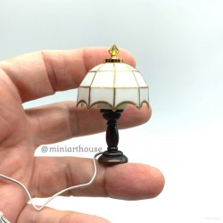 Лампа настольная Tiffany, свеча, масштаб 1:12