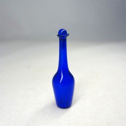 Бутылочка синяя с крышкой, миниатюра